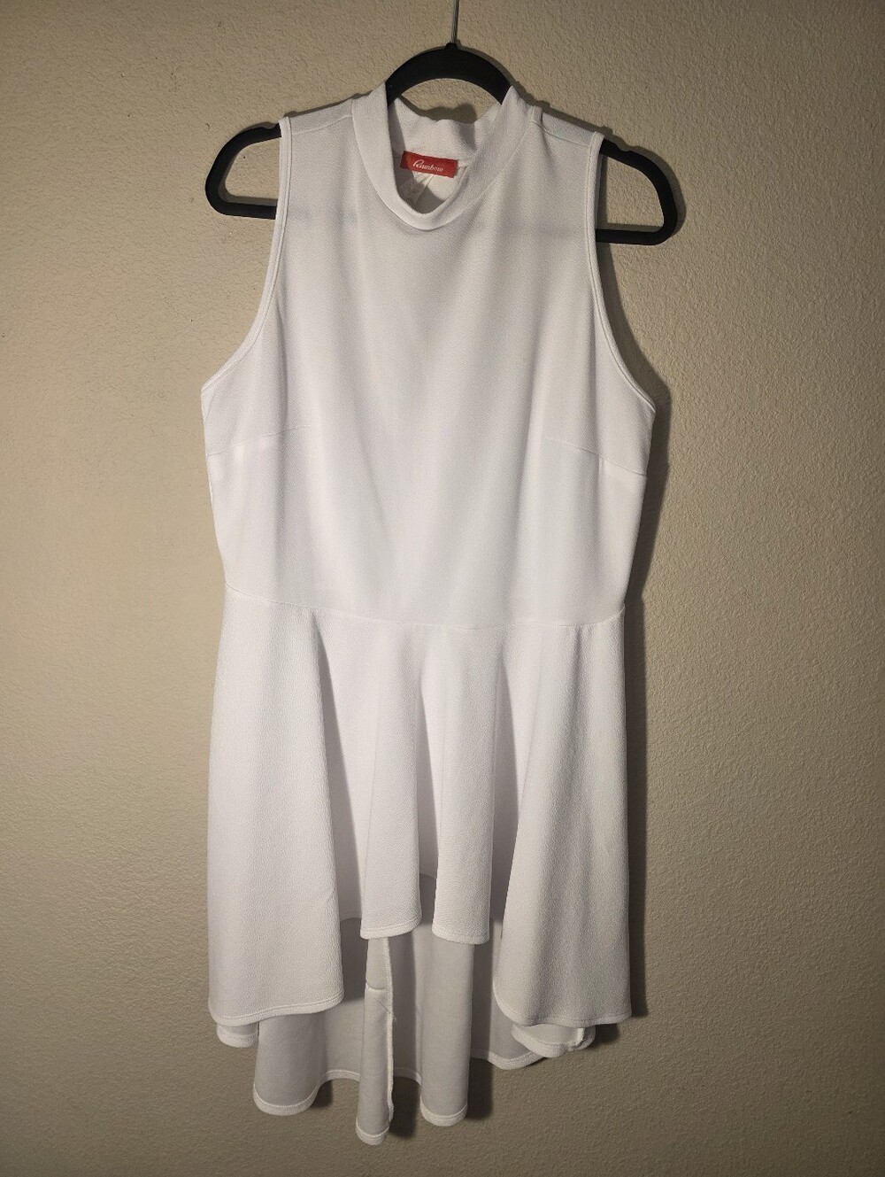 White Sleeveless High-Neck Peplum top - Brand: Unknown